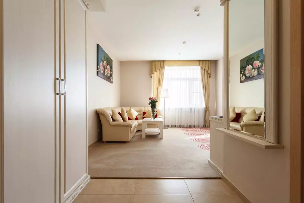 هتل این توریست کلومنسکوی مسکو-مهرپرواز